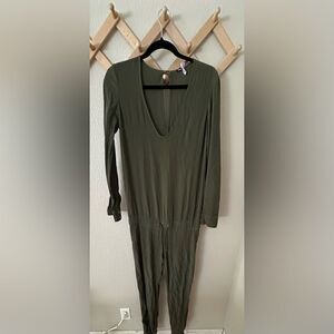 Monrow Green Utility Jumpsuit Sz XS